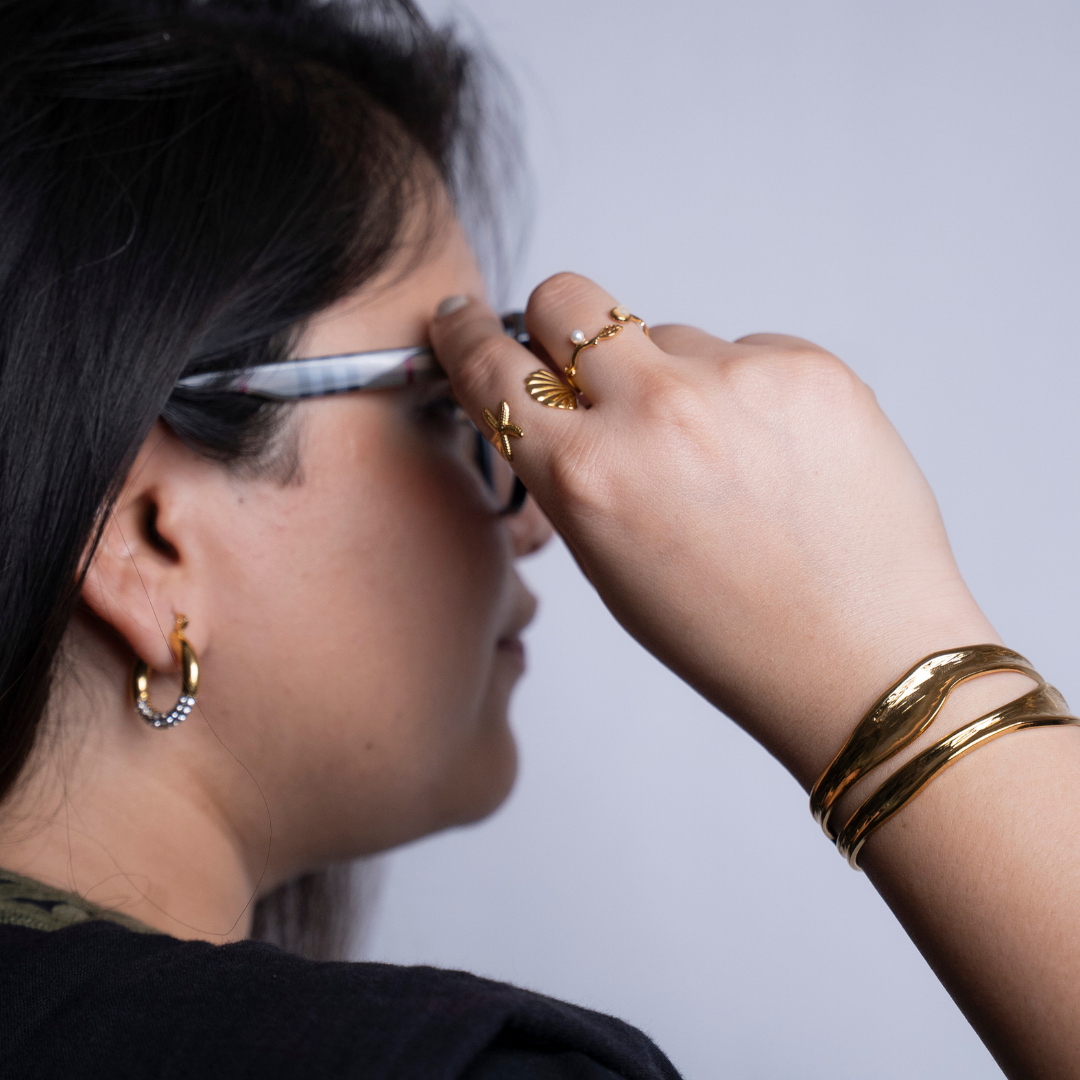 Double-layered Wave Adjustable Cuff Bracelet