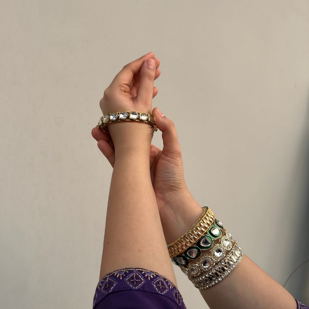 Set of 2 Indira Kundan Bangles
