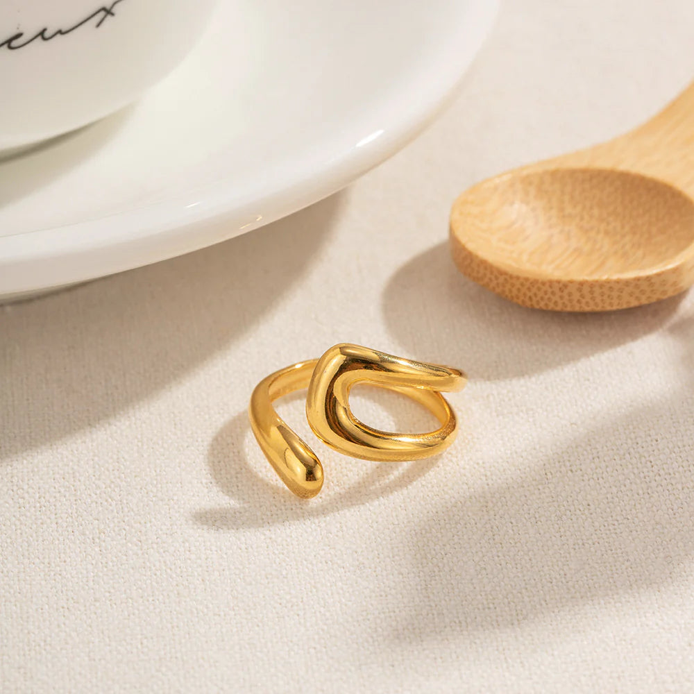 The Flow Adjustable Ring