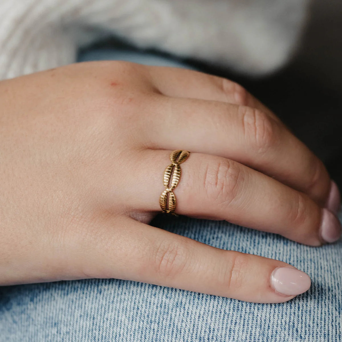 Shell Out Adjustable Ring