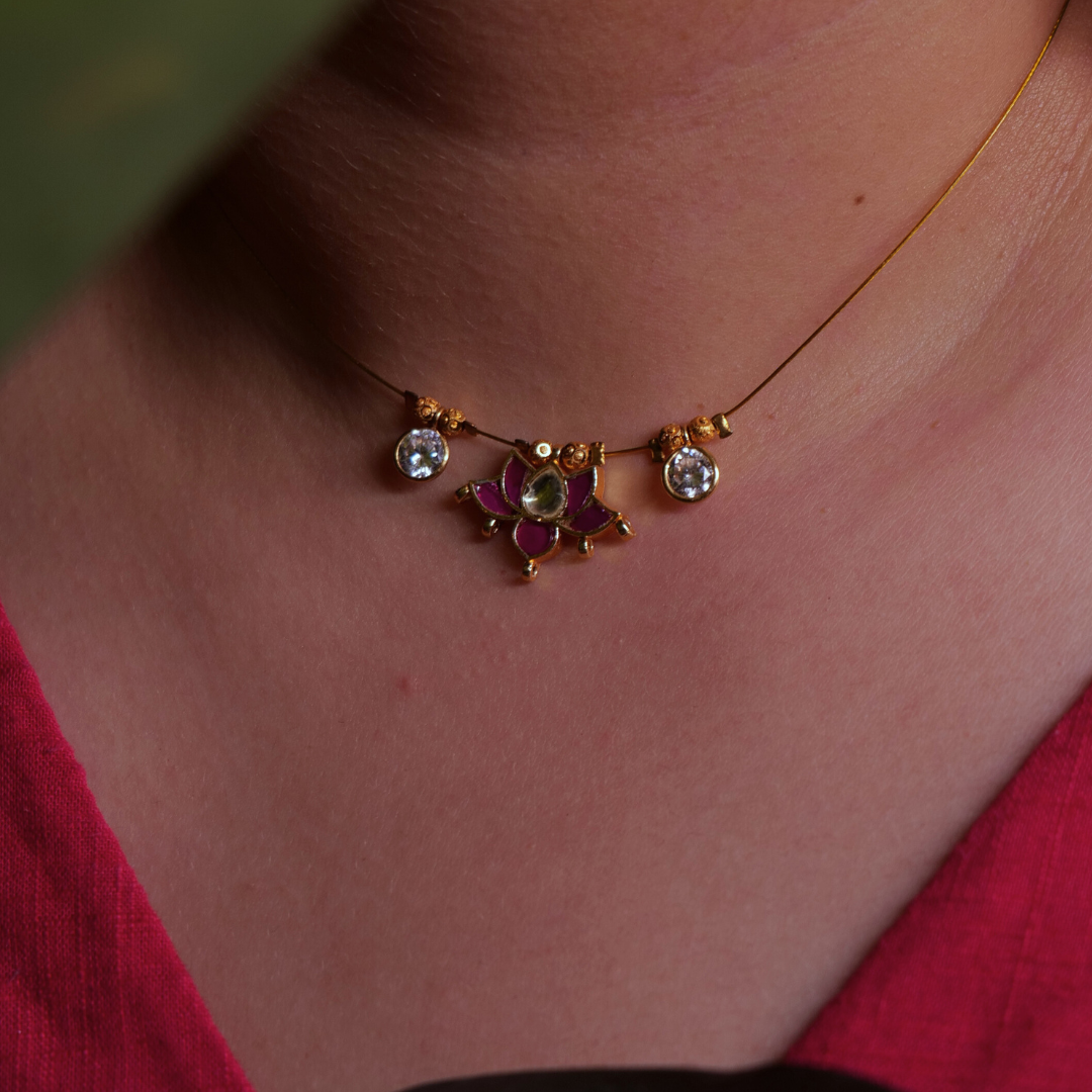 Gulnaar Glow Necklace