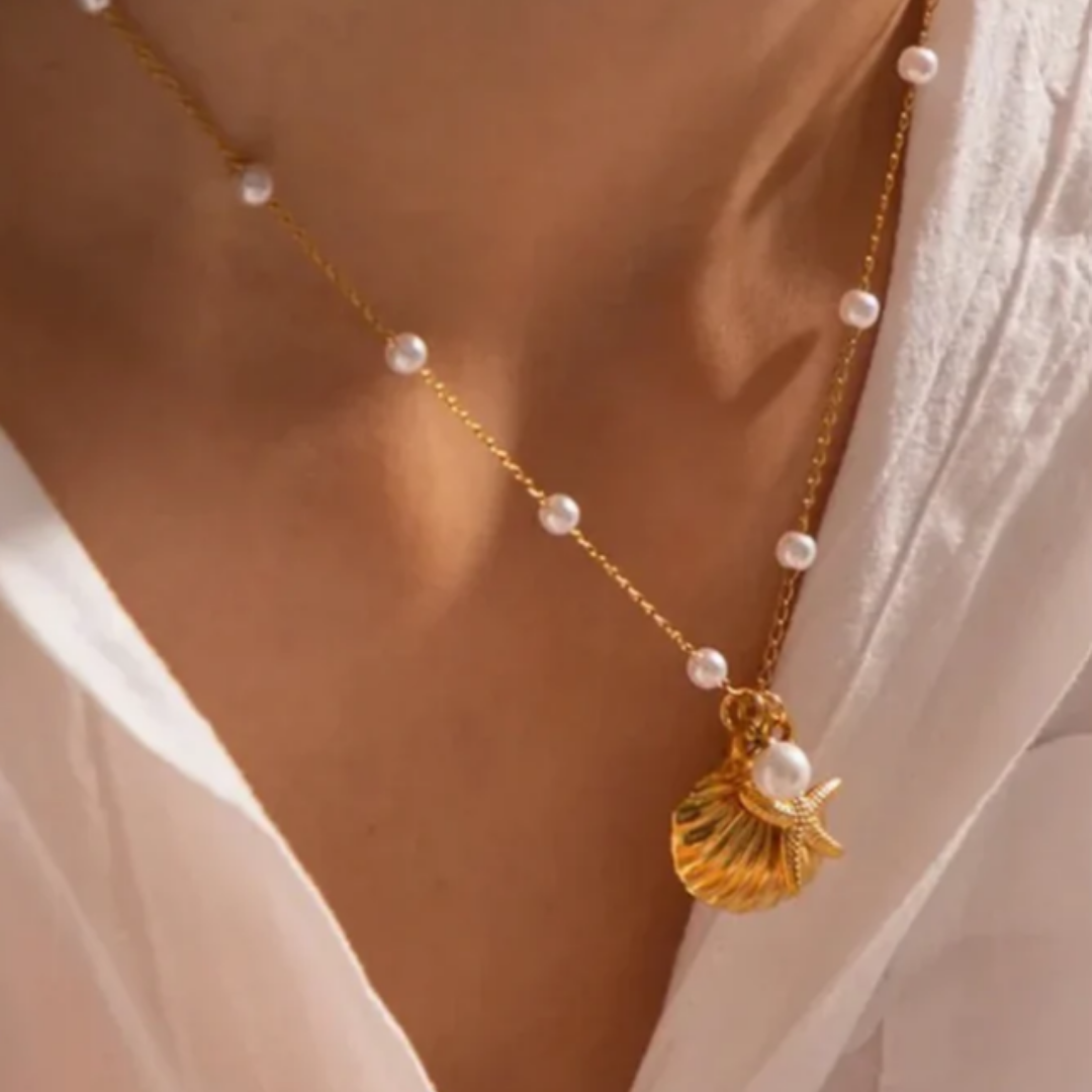 Starlet Shell Necklace