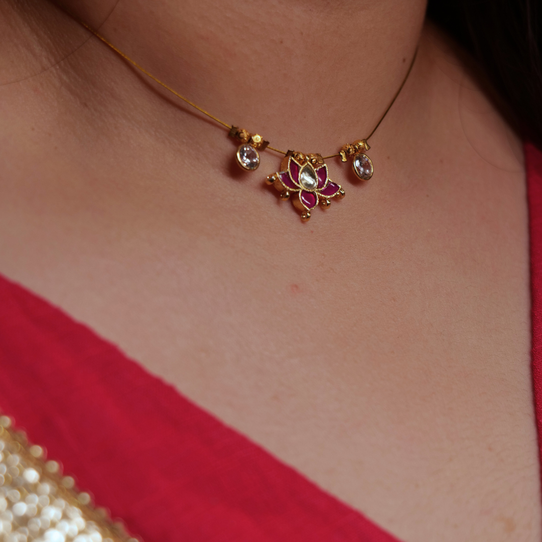 Gulnaar Glow Necklace