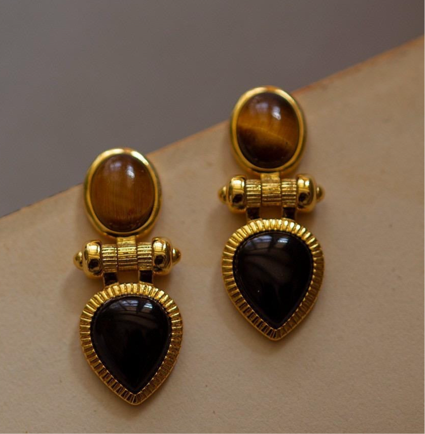 Vintage Noir Drops