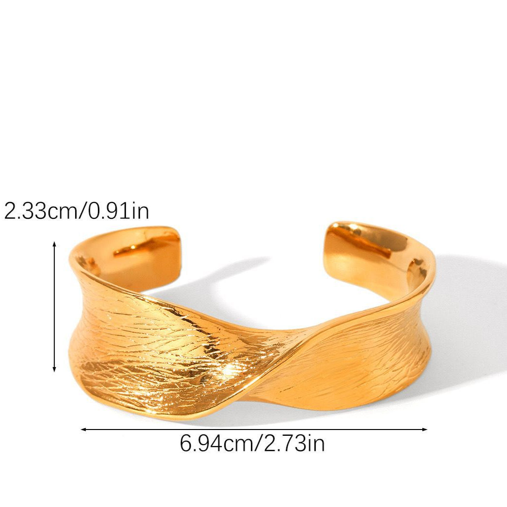 Sahara Bold Gold Cuff Bracelet