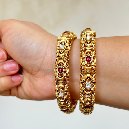Set of 2 Kaveri Bangles