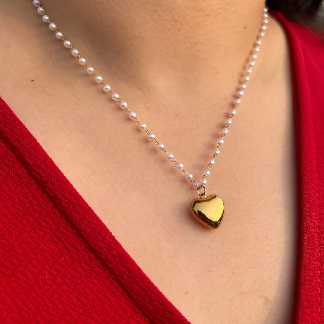 Aria Dainty Heart-Shaped Pearl Necklace