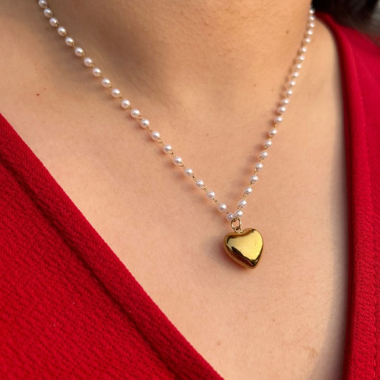 Aria Dainty Heart-Shaped Pearl Necklace