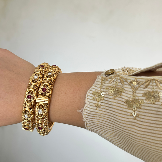 Set of 2 Kaveri Bangles