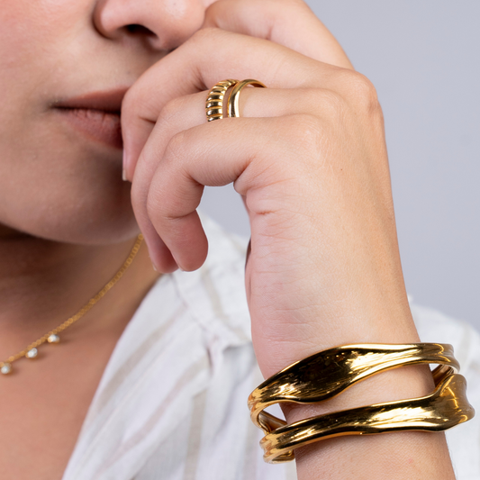 Double-layered Wave Adjustable Cuff Bracelet