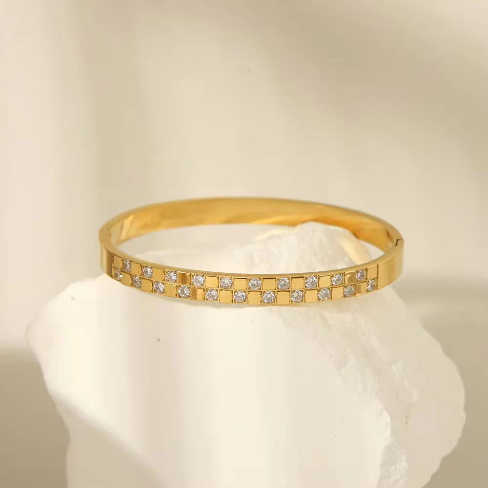 Vaanya Radiant Luxe Zircon Bracelet