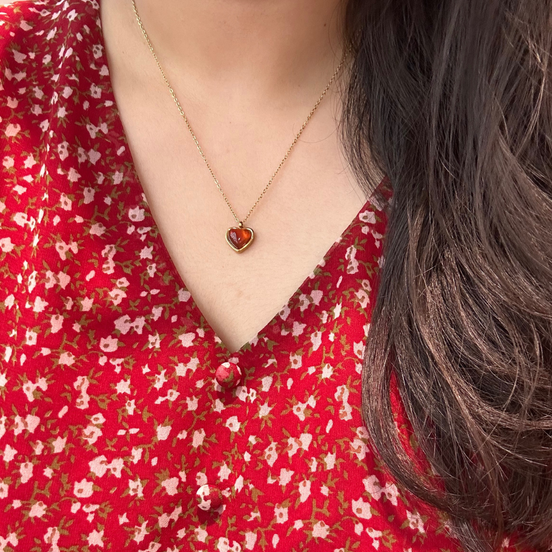 Amour Necklace
