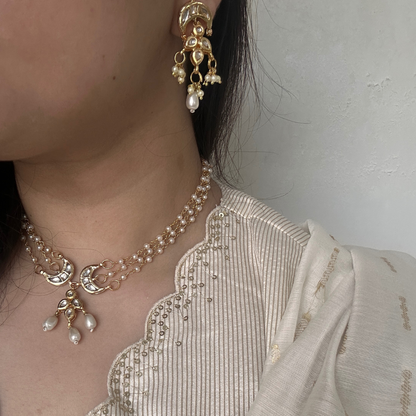 Nayra Choker Necklace and Earrings Set