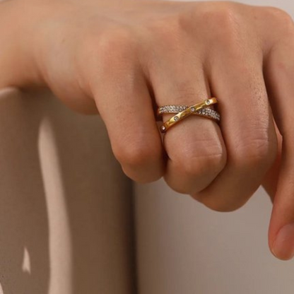 Eternal Glow Criss-Cross Ring