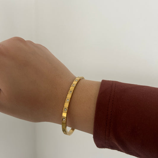 Everyday Gold Link Bracelet with Crystals