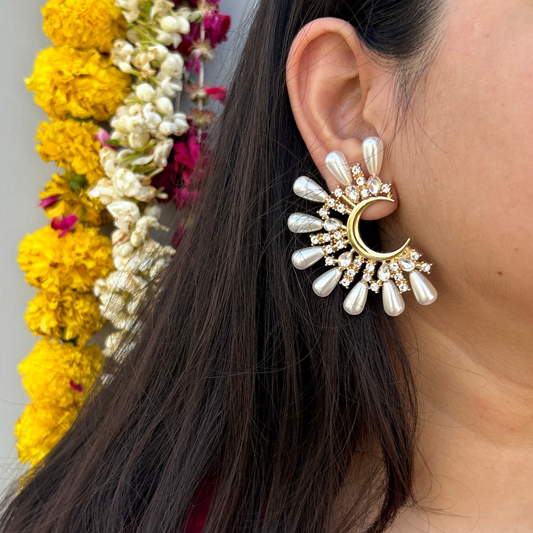 Tara Pearl Party Earrings
