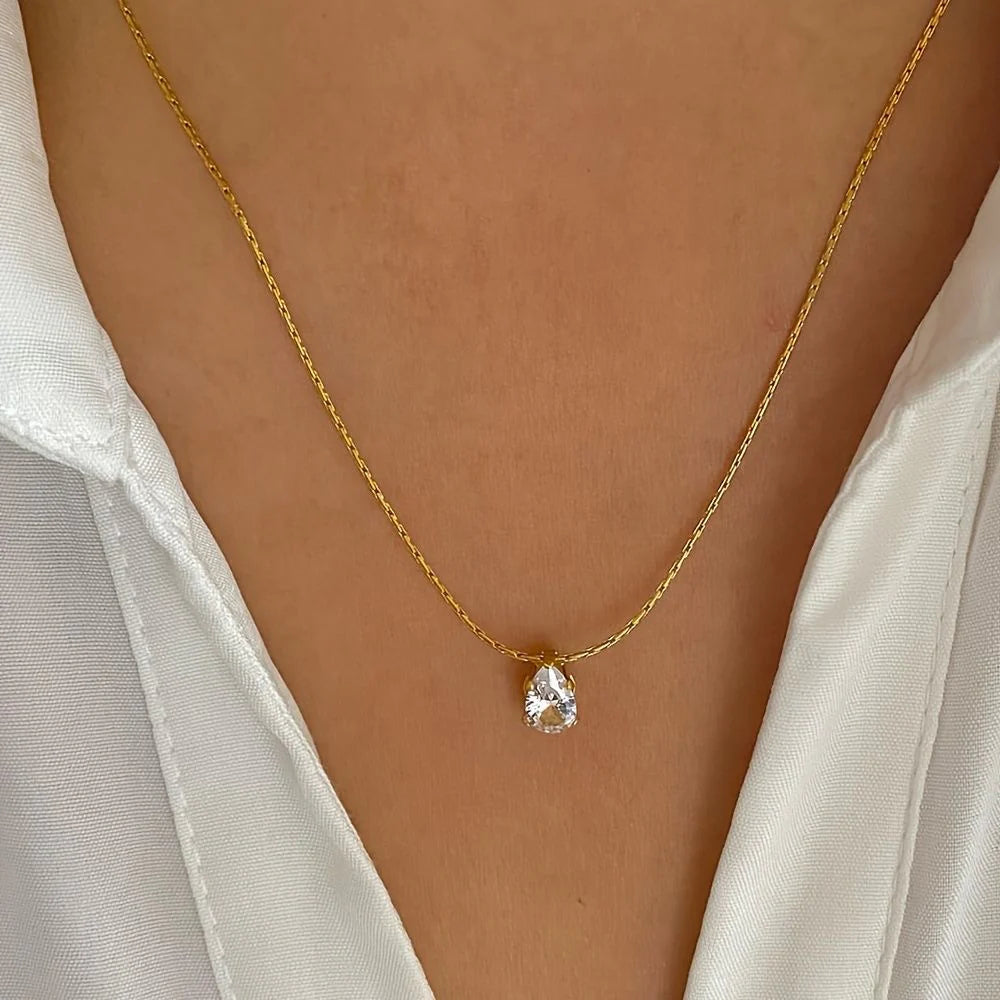 The Dewdrop Necklace