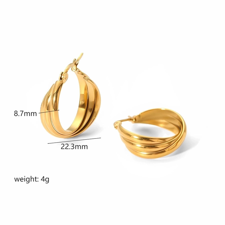 Golden Sway Hoop Earrings