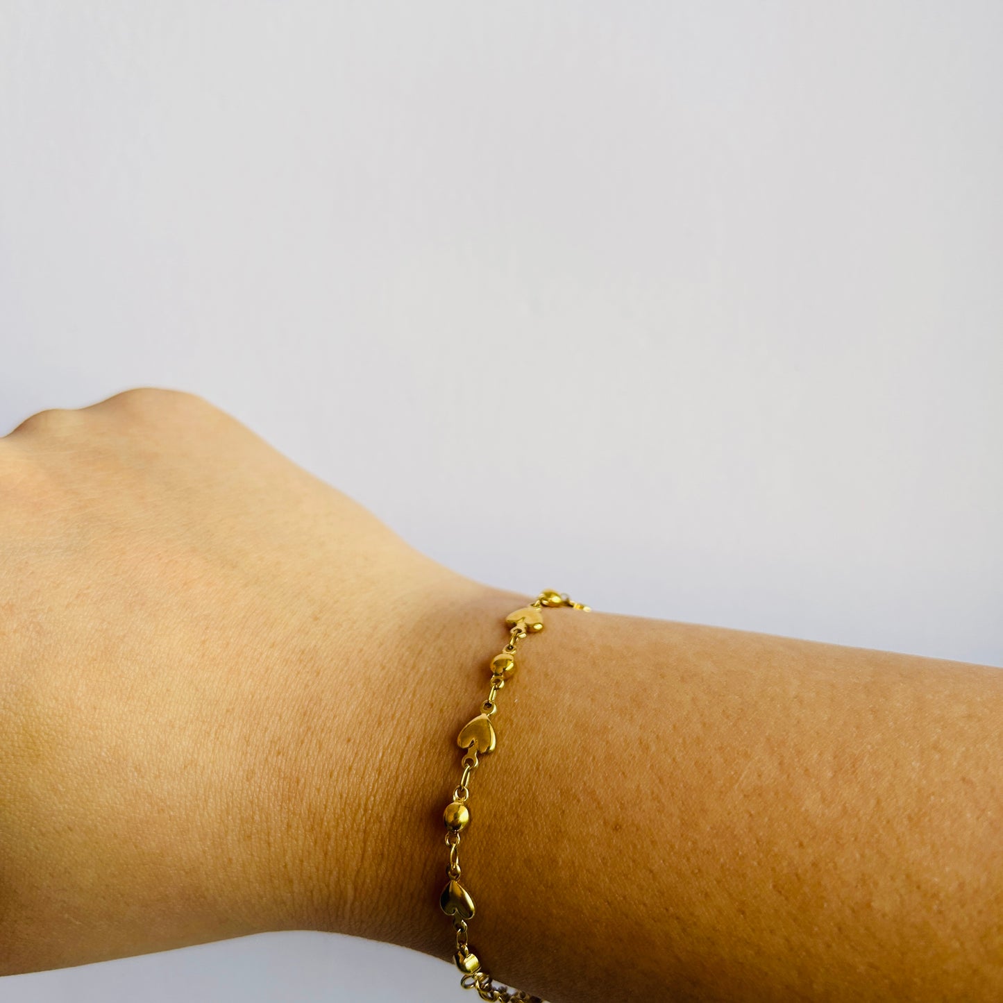 Siya Minimal Heart Bracelet