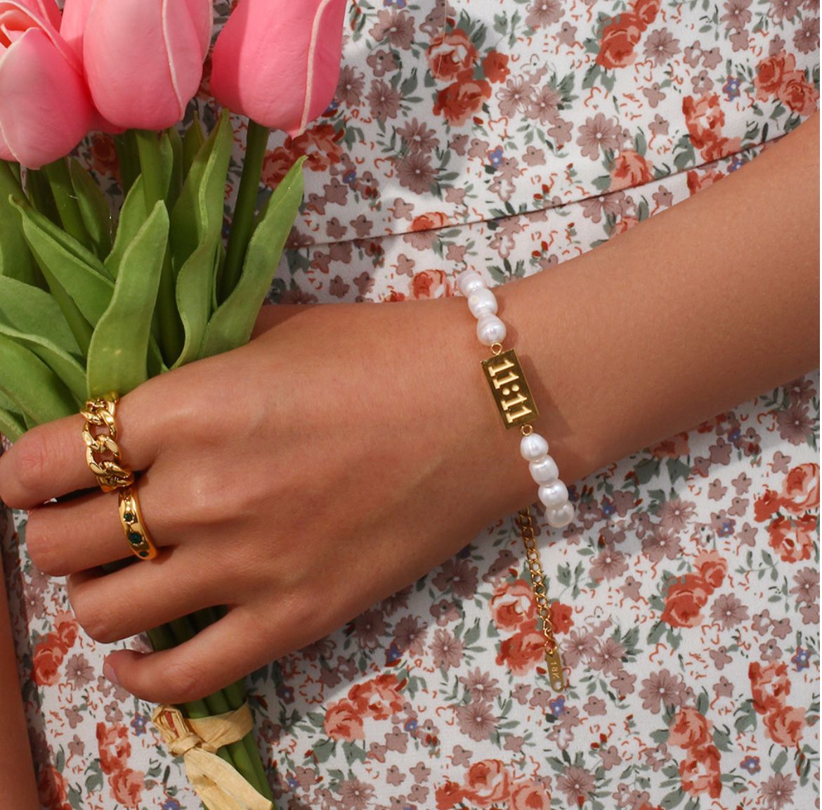11:11 Pearl bracelet